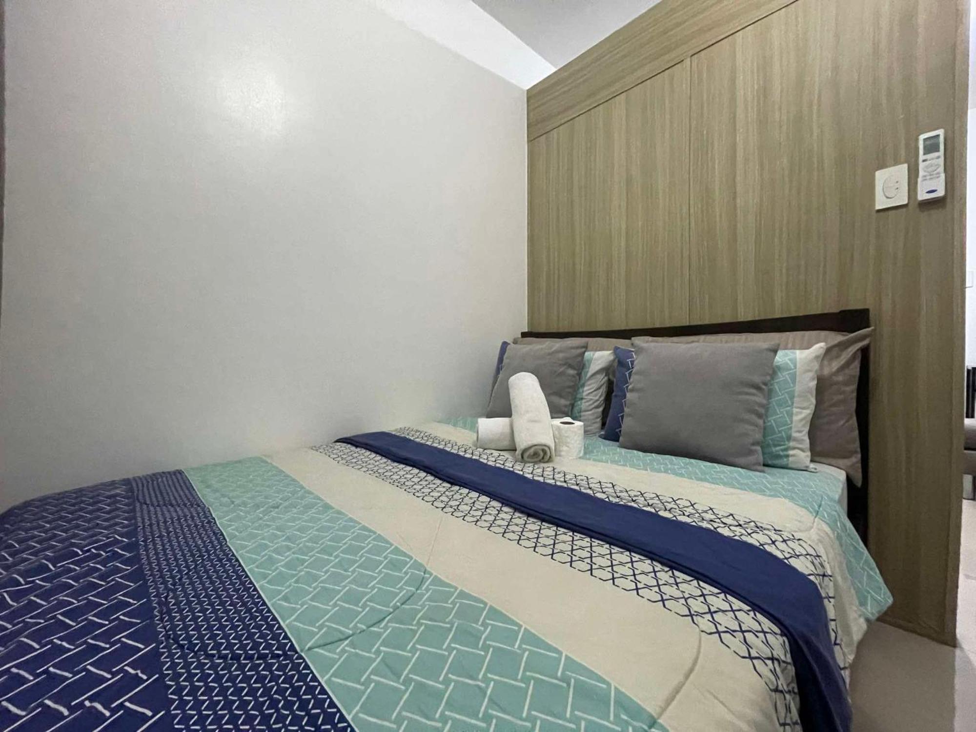 Shore 1 & 3 Residences Moa 1Br With Balcony By Darpm Manila Exterior foto